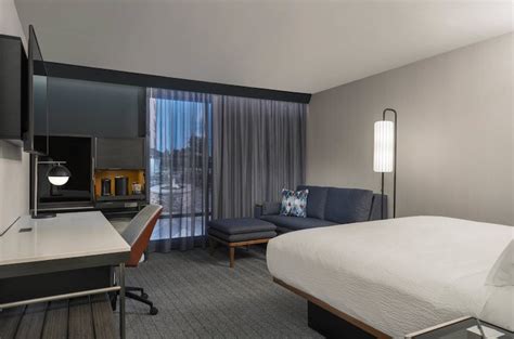 Courtyard by Marriott Cincinnati Downtown Debuts — LODGING