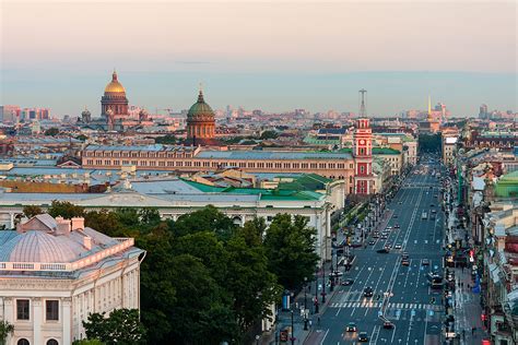 5 major landmarks on Nevsky Prospect that visitors often miss - Russia Beyond