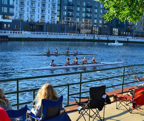 Get Involved | Milwaukee Riverwalk District