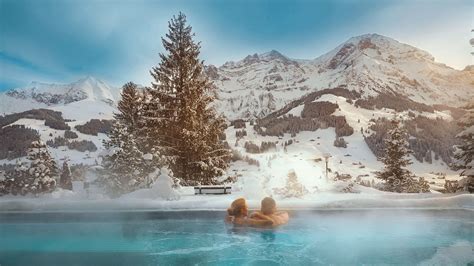 Piscines extérieures avec vue panoramique | Suisse Tourisme