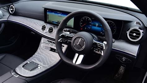 Mercedes E-Class hybrid interior, dashboard & comfort | DrivingElectric