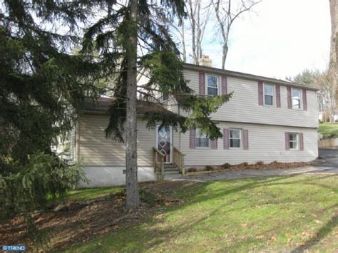 1754 Old York Rd, Warminster, PA 18974 | realtor.com®