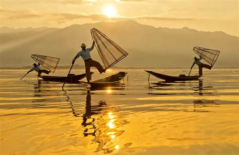 Local Encounters at Inle Lake: Hikes, Bikes and Tribes