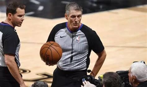 Scott Foster: Nba ref| Referee| Ref| NBA - sportsjone