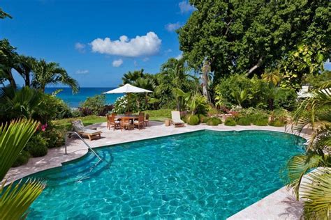 Check out the view of the ocean from this beautiful pool! | Luxury vacation rentals, Luxury ...