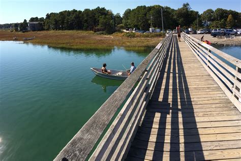 Ogunquit Beach Parking: A Guide to Parking Options, Regulations, and Alternatives | Paraiso Island