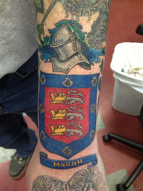 197 best images about Coat of Arms / Crest Tattoos on Pinterest | Lion tattoo, Tattoo images and ...