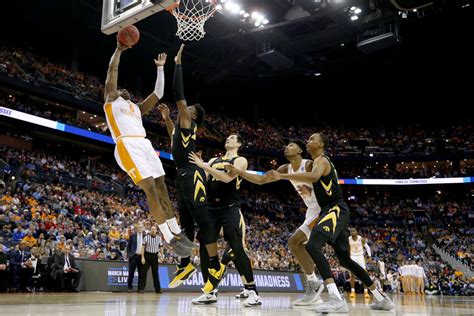 Iowa, Tennessee Players Show Great Sportsmanship After Epic Game - The Spun