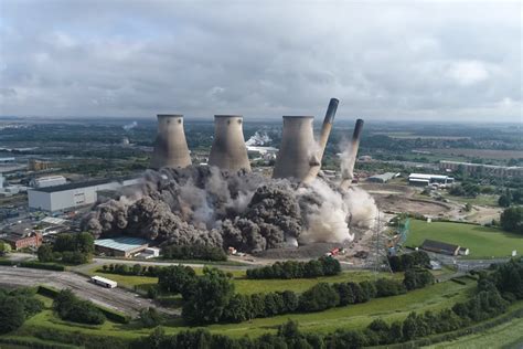 VIDEO: Keltbray demolishes Yorkshire power station | Construction News