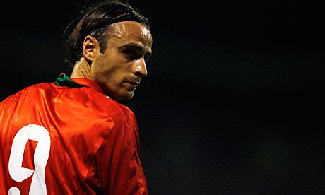 Dimitar Berbatov retires from Bulgaria national side - Stretty Rant