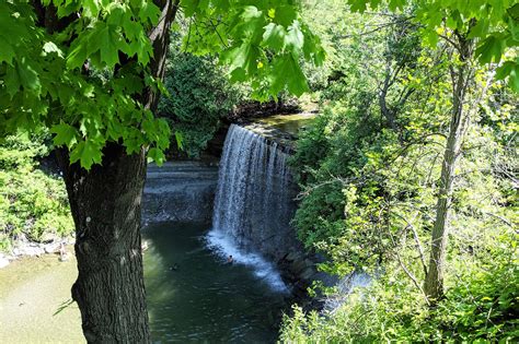 Bridal Veil Falls Frozen