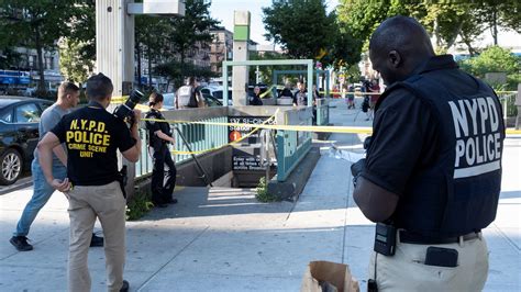 15-Year-Old Arrested in Fatal Stabbing of 14-Year-Old in Subway - The ...