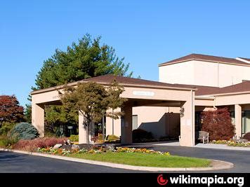 Courtyard Newark Liberty International Airport - Newark, New Jersey