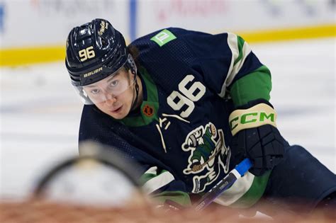 Vancouver Canucks sign Andrei Kuzmenko to two-year extension - Daily ...