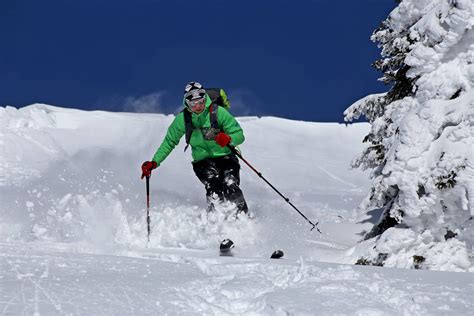 Moderate Ski Touring day trips in the Julian Alps. Ski Touring trip. ZGVS leader