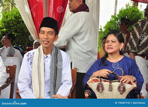 President Joko Widodo and His Wife Iriana Joko Widodo Editorial Photography - Image of isolated ...