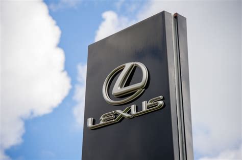 The History of and Story Behind the Lexus Logo