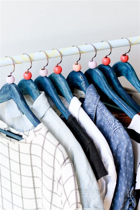 DIY Clothing Hanger Idea | Clothes hanger, Hanger diy, Diy clothes storage