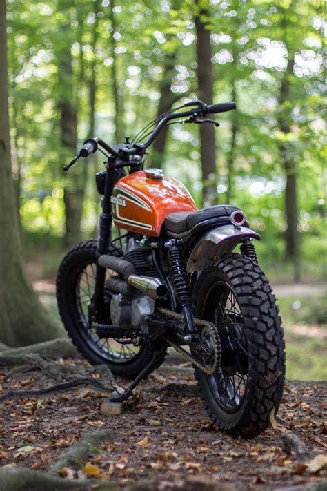 Honda CM250 Scrambler by Max Inhulsen – BikeBound