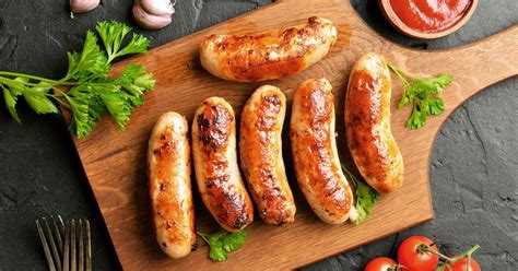 How to Cook Bratwurst in the Oven - Insanely Good