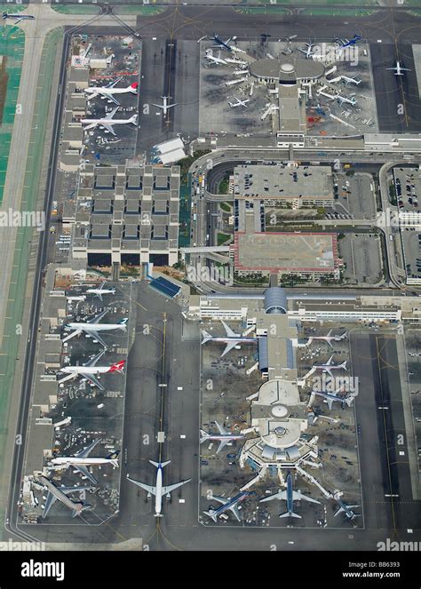 Lax airport aerial view hi-res stock photography and images - Alamy