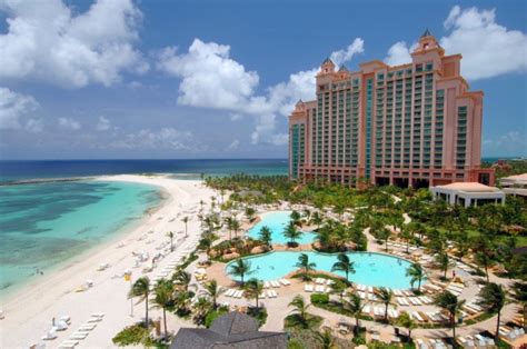 Yes You Can Go Snorkeling At The Atlantis Resort In The Bahamas – DesertDivers