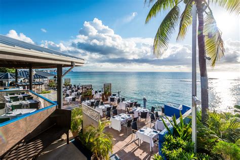 The Best Restaurants In The Cayman Islands - Luxury estate in Cayman Island and Switzerland