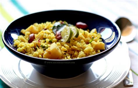 Batata Poha | Kandha Batata Poha (Maharashtrian Style Spiced Beaten Rice) - Ruchik Randhap