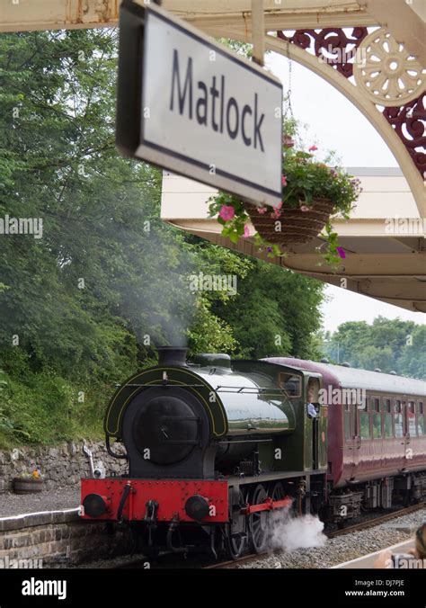 MATLOCK STATION PEAK rail steam train derbyshire Stock Photo - Alamy