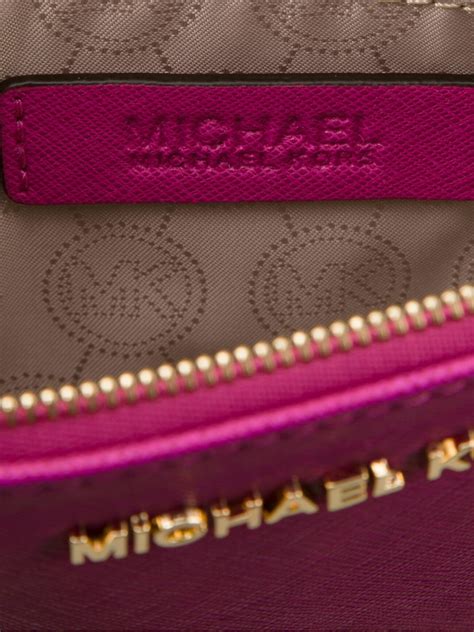 Michael michael kors 'Jet Set' Wallet in Pink | Lyst