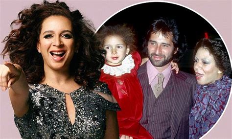 Maya Rudolph names fourth child after her late mother Minnie Riperton ...