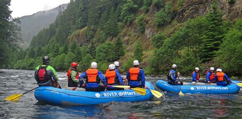 Clackamas River Rafting - River Drifters