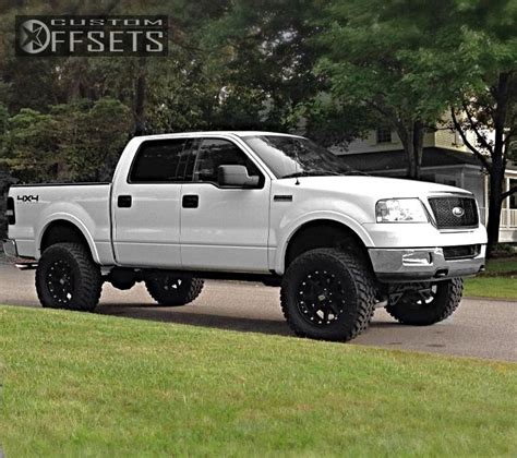 2004 Ford F-150 XD Addict Rough Country | Custom Offsets