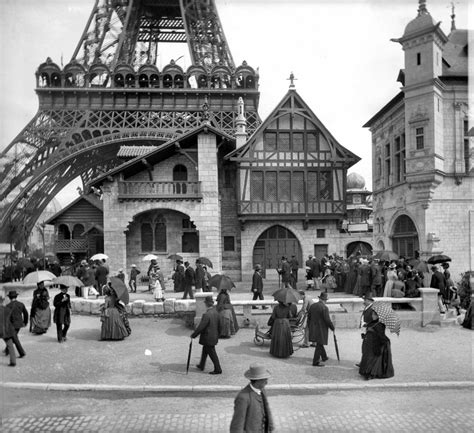 World's Fair, Paris, France, 1889. [980 x 896] : r/HistoryPorn