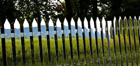 How to Install Aluminum Fencing | 6 Helpful Steps (2024)