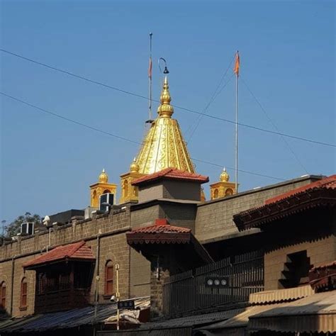 Shri Dwarkamai Temple, Shirdi - Timing, History & Photos