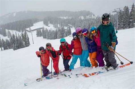 Ultimate Vacation Guide to Skiing Aspen Snowmass in Colorado