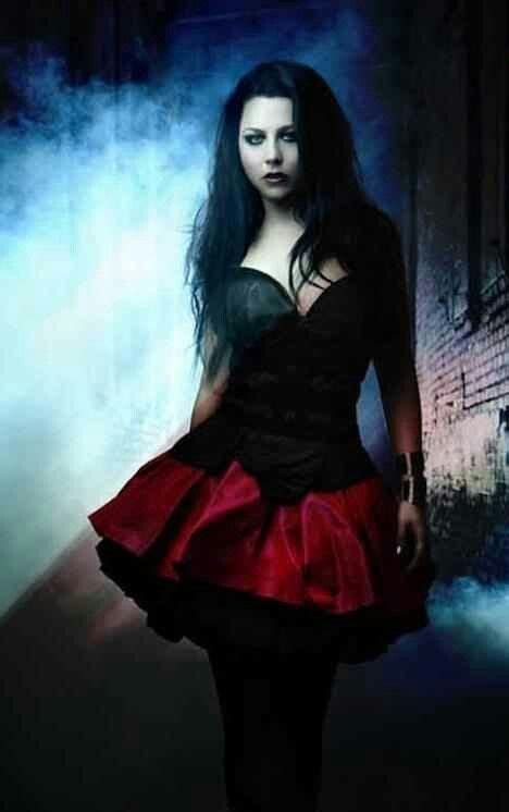 Pin by Bart G Christensen on Evanescence/Amy Lee | Amy lee evanescence, Amy lee, Goth women