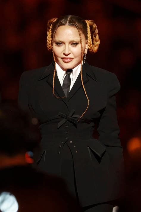 Madonna Soars In 7-Inch Heels & Pleated Skirt at 2023 Grammy Awards ...