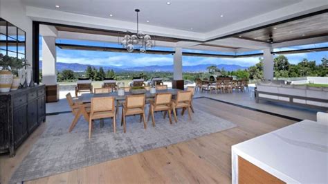 INSIDE PHOTOS: Priyanka Chopra and Nick Jonas' $20 million mansion in ...