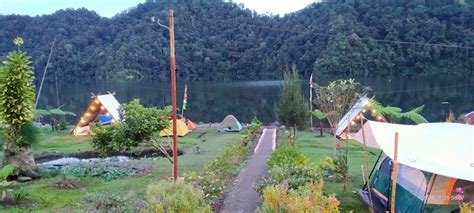 Danau Lau Kawar, Spot Camping Terbaik Di Kaki Gunung Sinabung ...