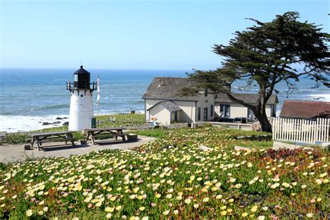 18 Incredible California Lighthouses (+ 6 You Can Stay the Night In ...