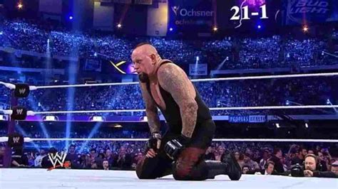 WWE Hall of Famer went in DENIAL when The Undertaker lost to Brock ...