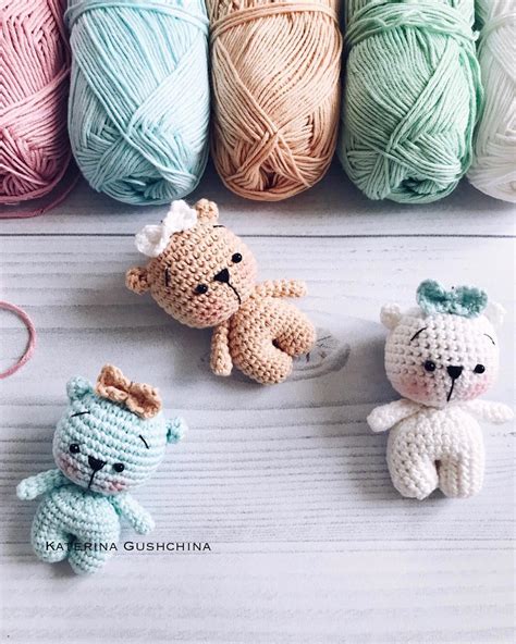 Tiny teddy bear crochet pattern | Amiguroom Toys