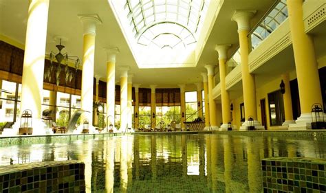 Iberostar Grand Hotel Paraiso Wedding - Modern Destination Weddings