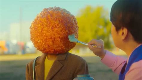 "Chicken Nugget": la surrealista serie de comedia de Netflix que promete tomarse la pantalla ...