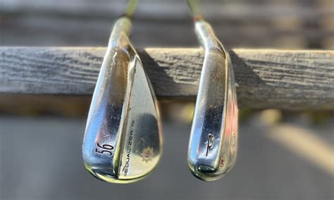 Sand Wedge Vs Pitching Wedge - Key Differences & Uses