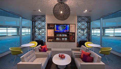 The Ten Best Airport Lounges In The United States | LoungeBuddy