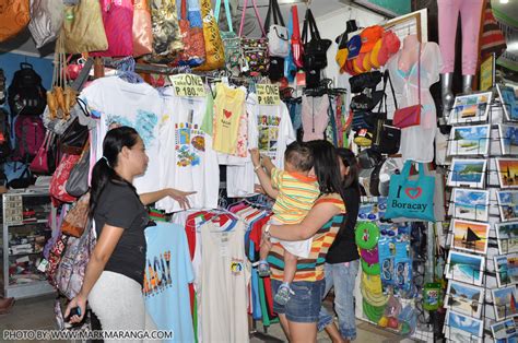 Souvenir Shopping in Boracay | Philippines Tour Guide