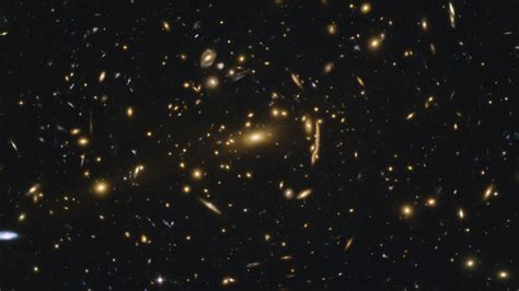 New Fundamental Law Stipulates the Evolution of Galaxy Clusters